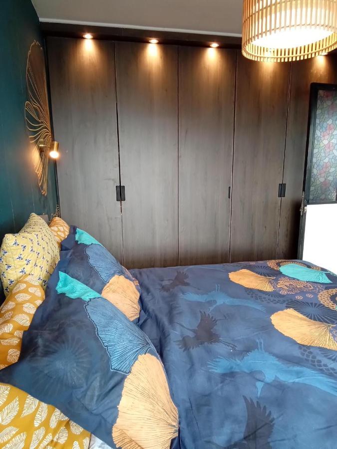 Liege Centre Mediacite Appartement Possible Parking Terrasse Immense 8Eme Pour 2 Personnes Luaran gambar