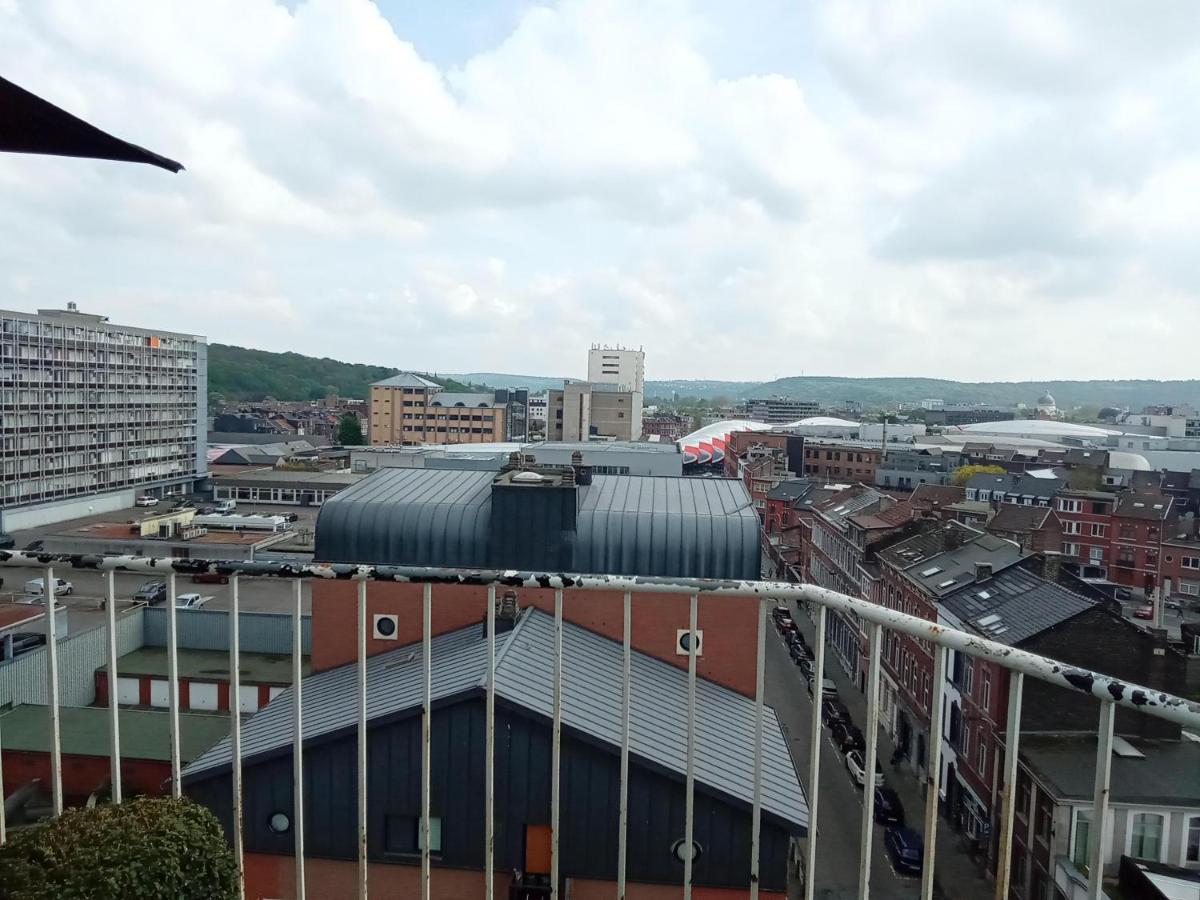 Liege Centre Mediacite Appartement Possible Parking Terrasse Immense 8Eme Pour 2 Personnes Luaran gambar